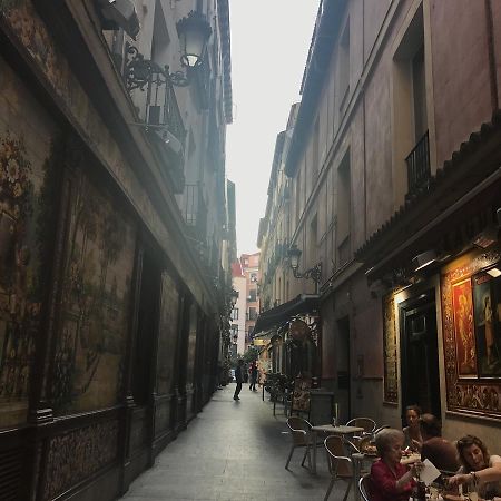 El Botones - Puerta Del Sol Leilighet Madrid Eksteriør bilde